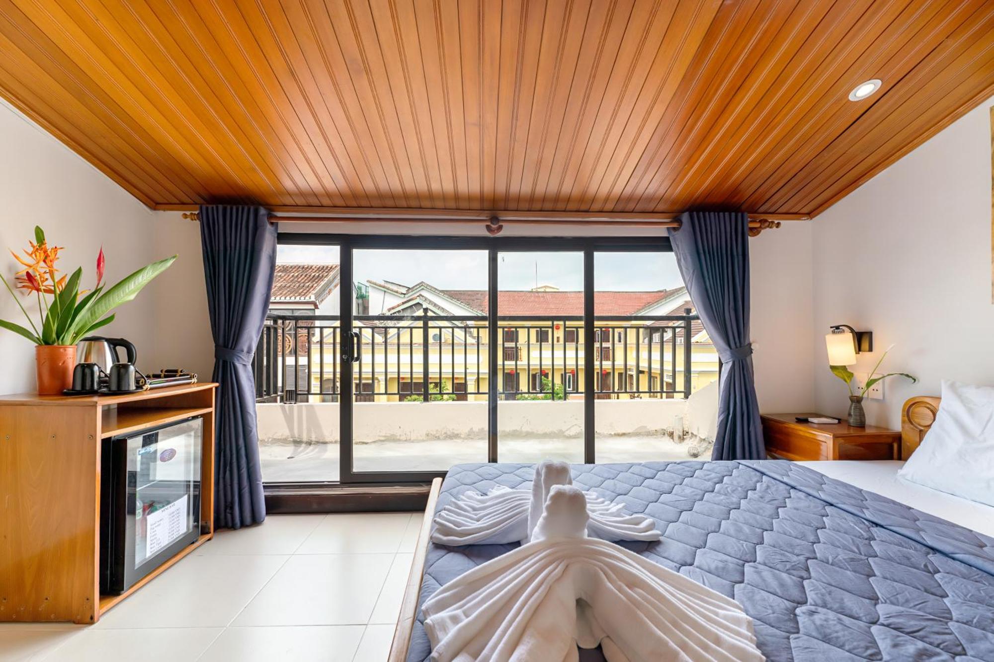 Harmony Old Town Hostel And Pool Bar Hoi An Exterior foto
