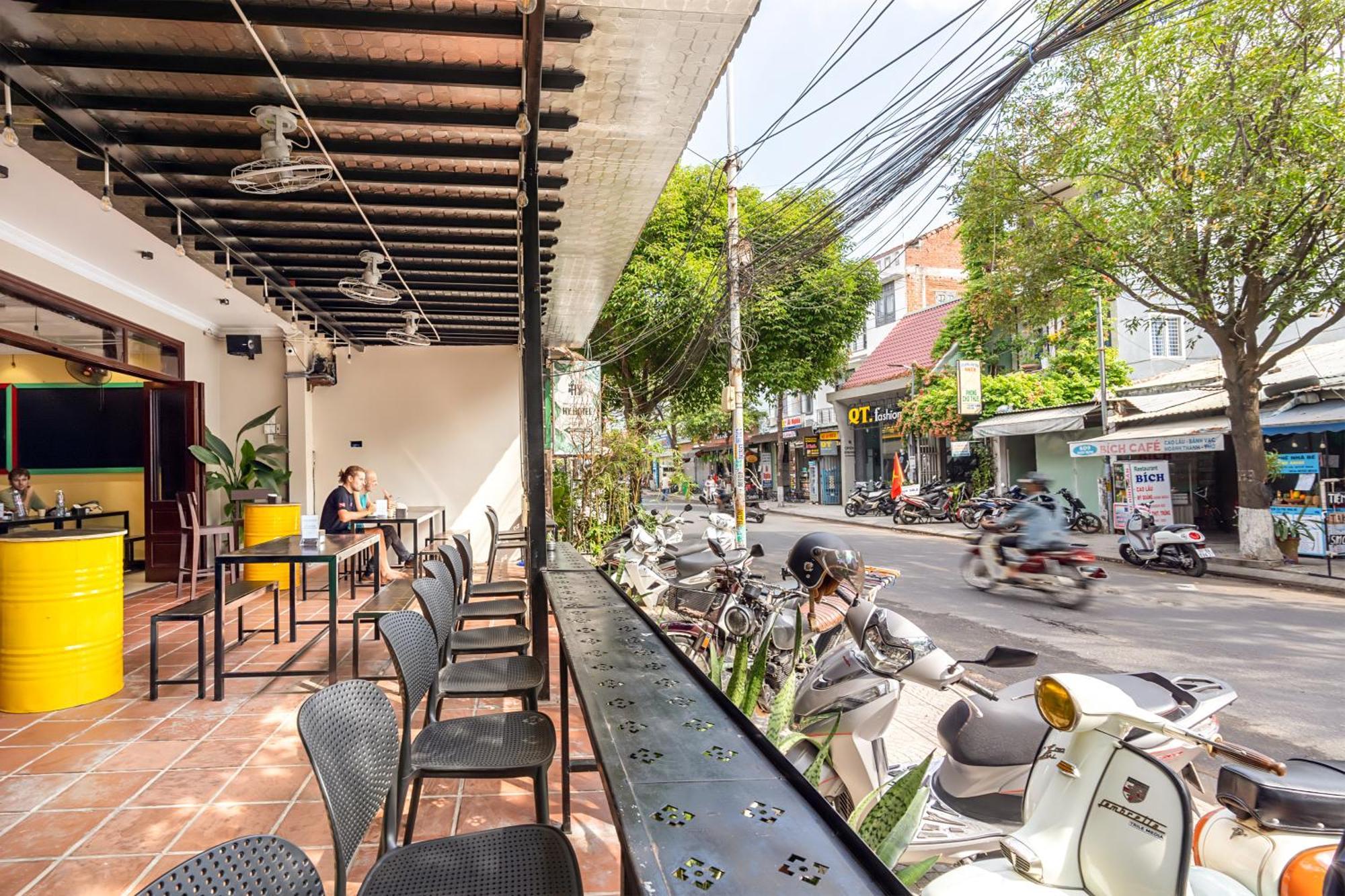 Harmony Old Town Hostel And Pool Bar Hoi An Exterior foto
